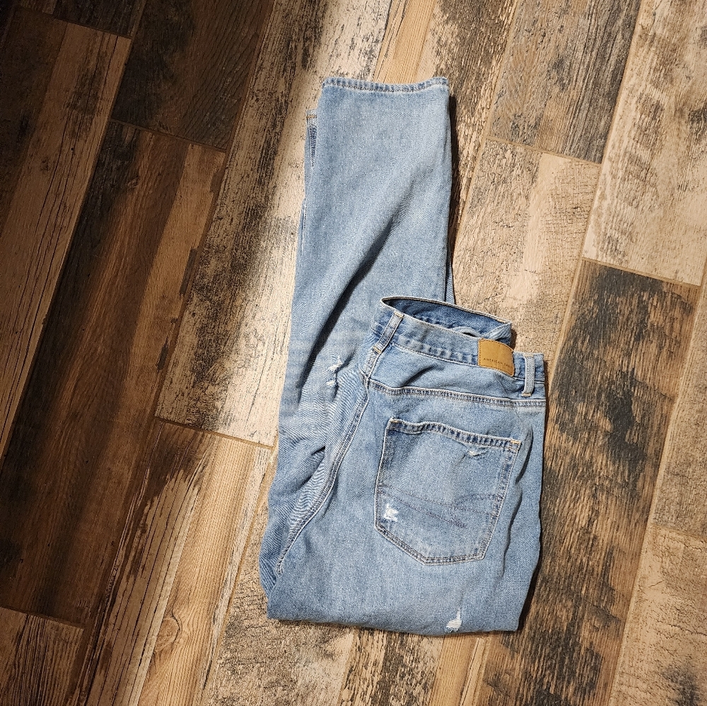 American Eagle Outfitters Light Blue Jeans